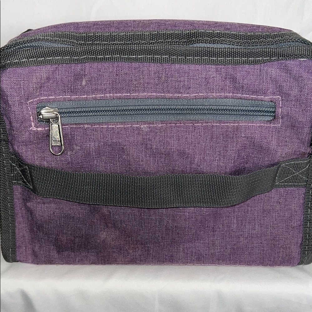 Flow Fly Elegant Insulated Purple Lunch Bag  9”X6.5”X3”